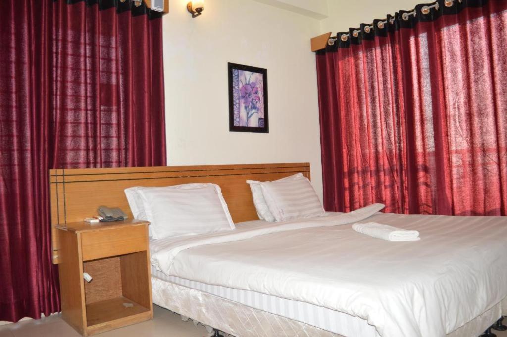 Water View Resort Cox's Bazar Bagian luar foto