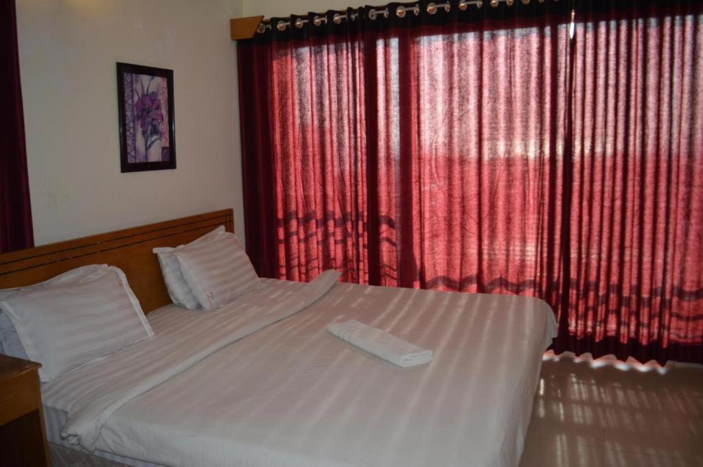 Water View Resort Cox's Bazar Bagian luar foto